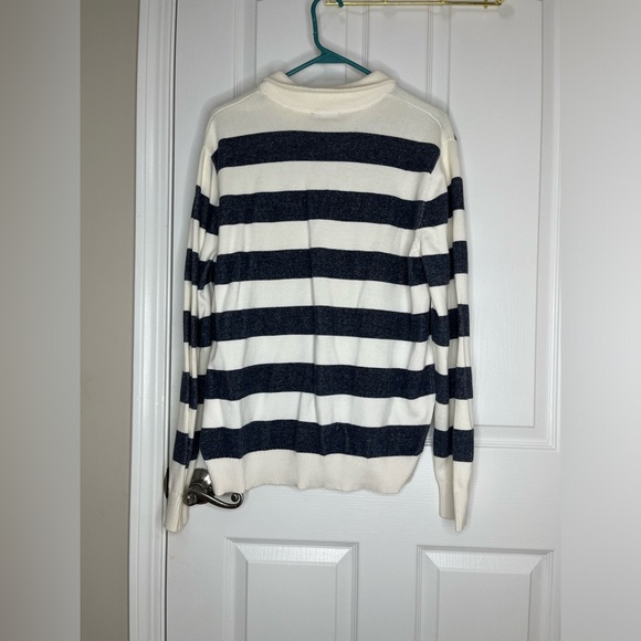 Black and white Express Sweater - Picture 2 of 2